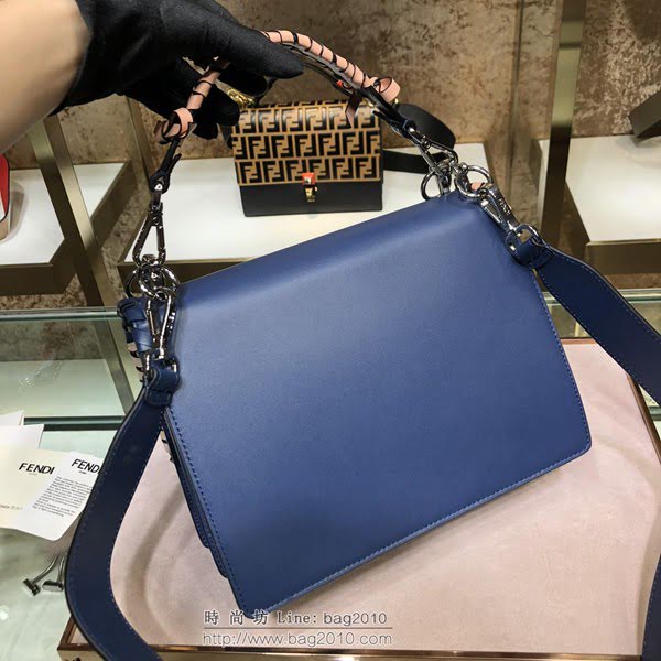 FENDI女包 KAN I手袋 最新LOGO 牛皮手提包 芬迪女挎包 可手拿  fdz2189